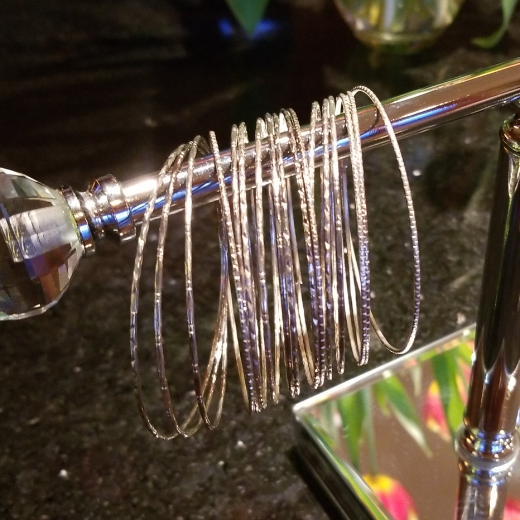 17 Bangle Bracelets